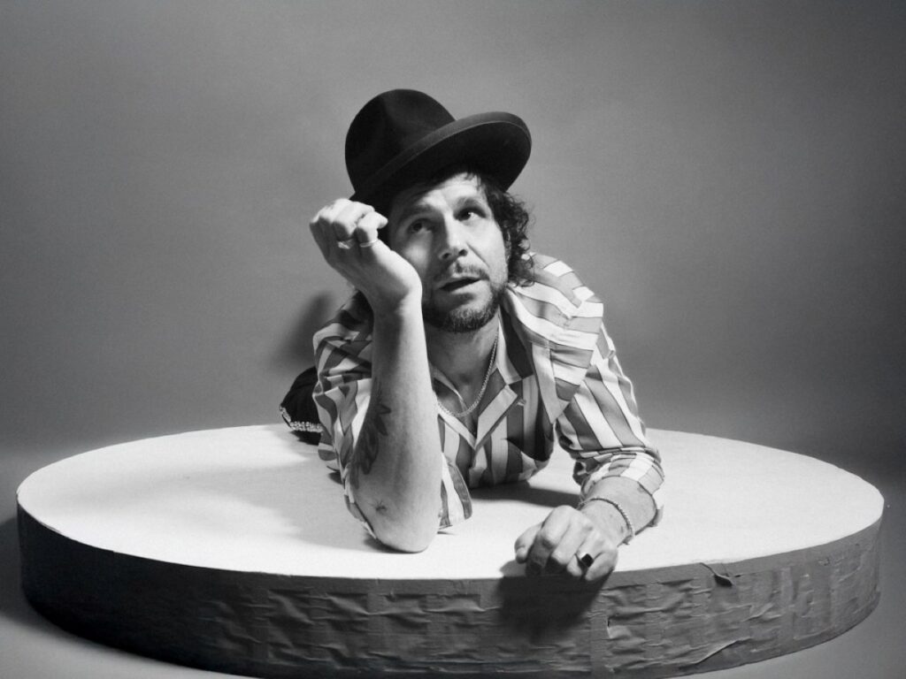 Langhorne Slim (credit Kate LaMendola)